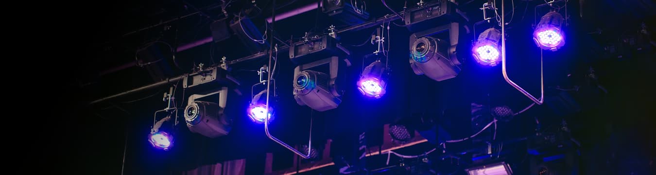 Audio-visual event rigging setup